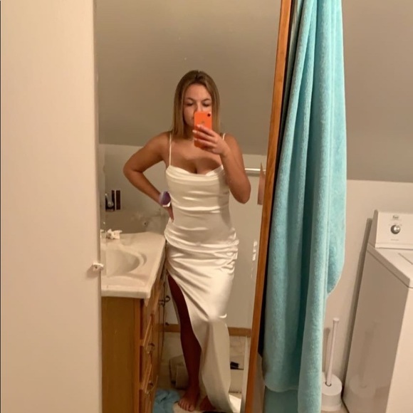 Satin white prom dress - Picture 2 of 6